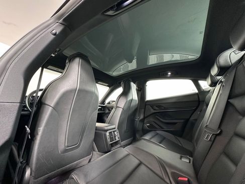 Used 2020 Porsche Taycan 4S w/ Premium Package image 15