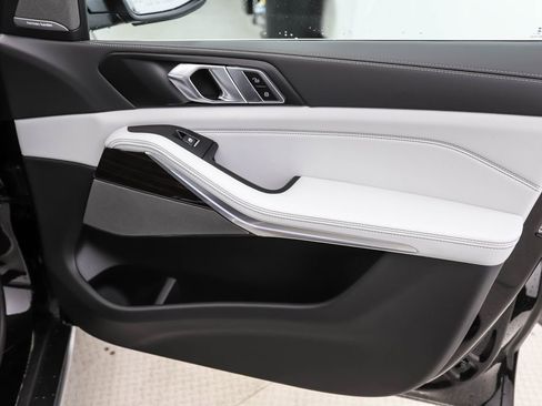 New 2026 BMW X5 xDrive40i image 28