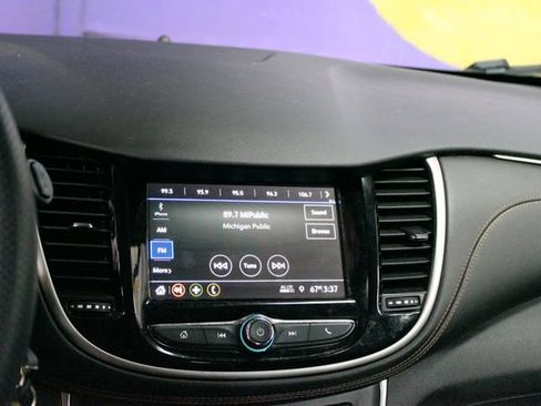 Used 2019 Chevrolet Trax LS w/ LPO, Cargo Package FWD image 16