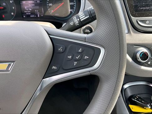 Used 2024 Chevrolet Malibu LT image 12