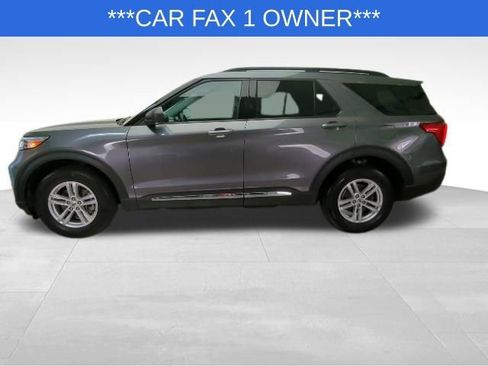 Used 2023 Ford Explorer XLT AWD/4WD image 3