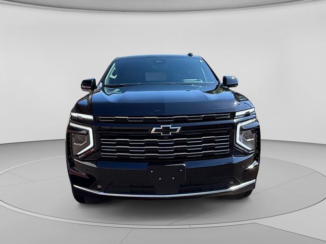 Used 2025 Chevrolet Tahoe High Country AWD/4WD image 8