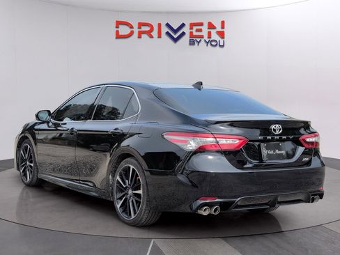 Used 2018 Toyota Camry XSE w/ Audio Package FWD image 3