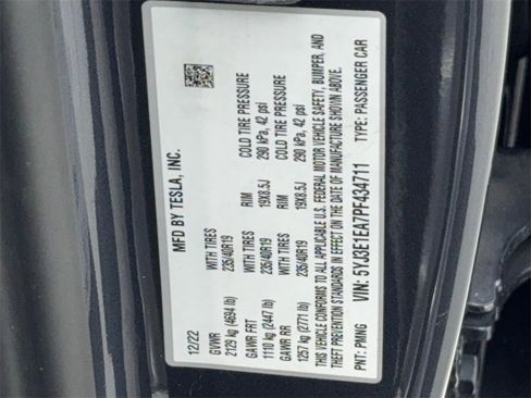 Used 2023 Tesla Model 3 Standard Range image 62