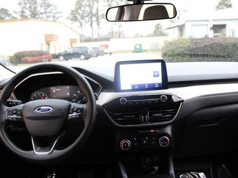 Used 2021 Ford Escape SE AWD/4WD image 8