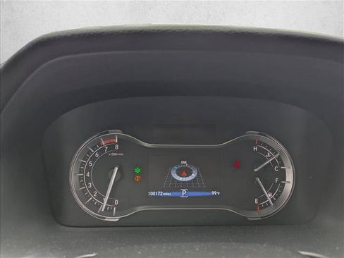 Used 2016 Honda Pilot Touring image 16