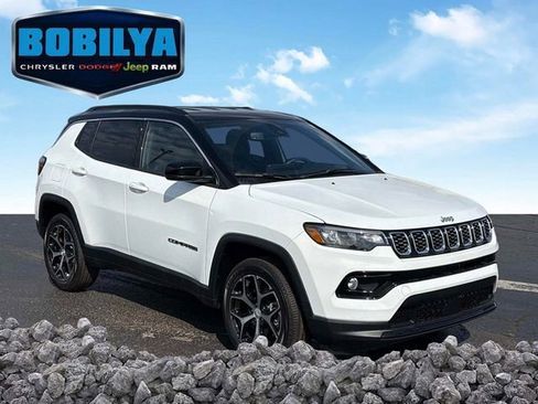 Used 2024 Jeep Compass Limited AWD/4WD image 2