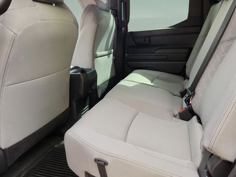 Certified 2025 Toyota Tacoma SR5 image 11