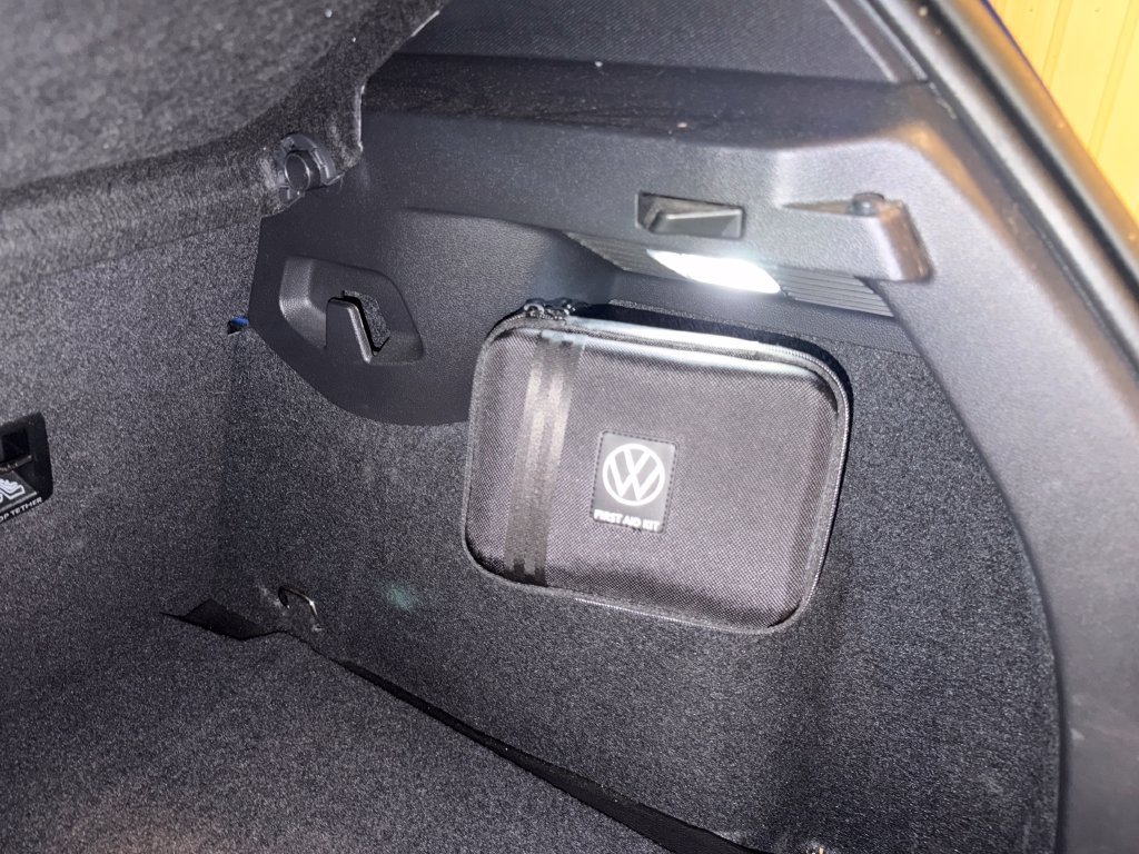 Used 2024 Volkswagen Golf R AWD/4WD image 38