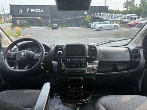 Used 2023 RAM ProMaster 2500 image 15