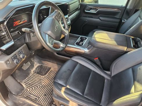 Used 2024 Chevrolet Silverado 2500 LT w/ Z71 Sport Edition AWD/4WD image 8