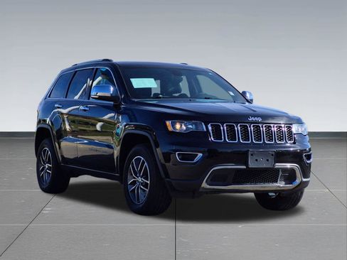 Used 2018 Jeep Grand Cherokee Limited AWD/4WD image 11
