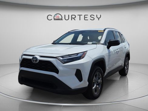 Used 2024 Toyota RAV4 LE AWD/4WD image 1