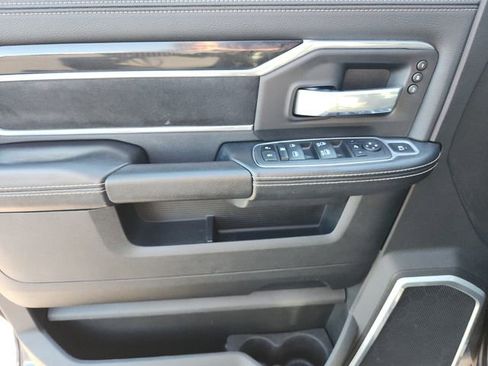 Used 2022 RAM 2500 Laramie w/ Night Edition image 23