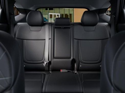 New 2026 Hyundai Tucson SE image 12