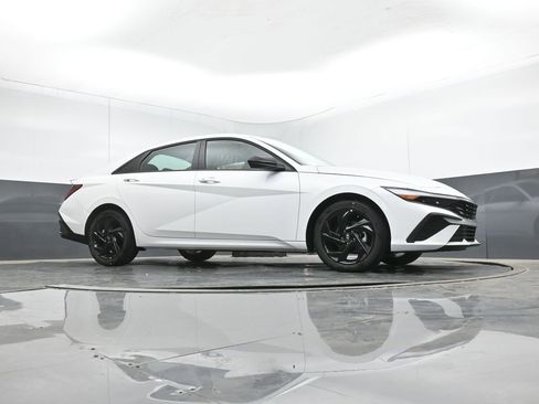 New 2026 Hyundai Elantra Sport image 15