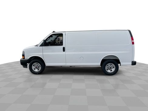 New 2025 GMC Savana 2500 w/ Driver Convenience Package image 5