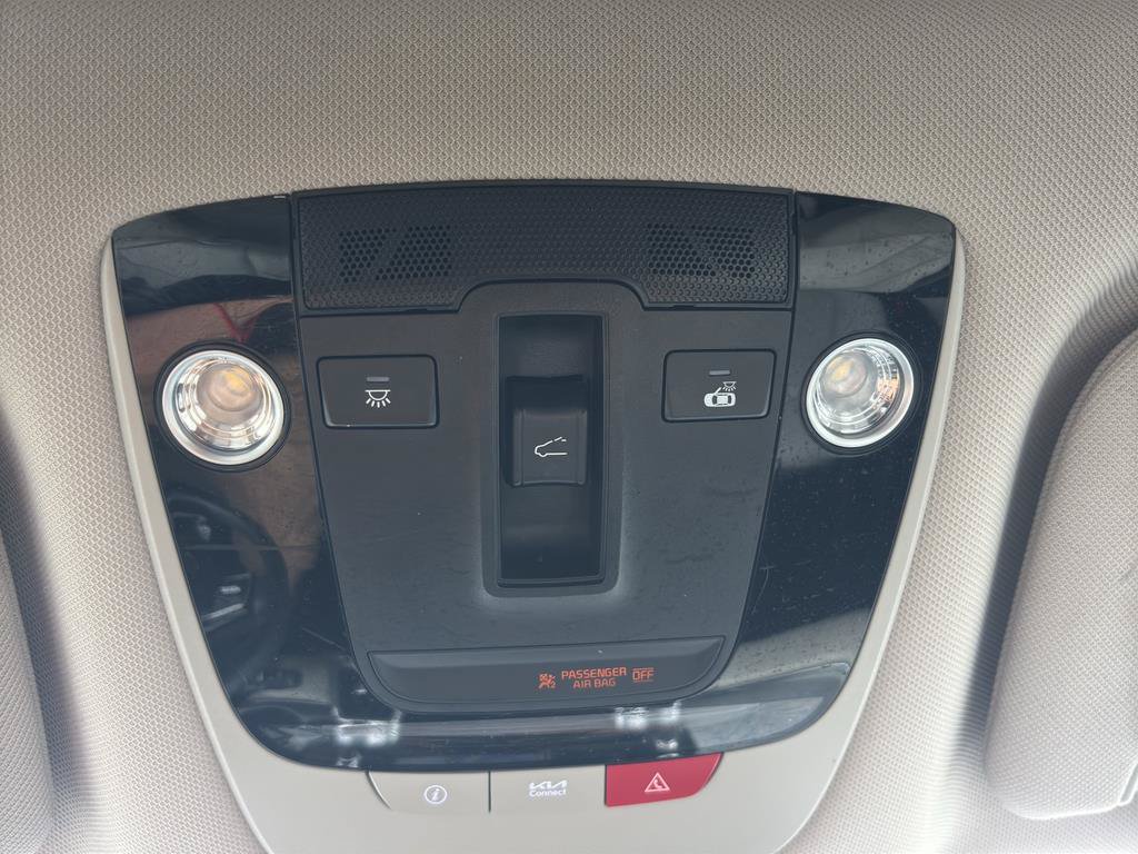 Used 2023 Kia Sorento SX AWD/4WD image 17
