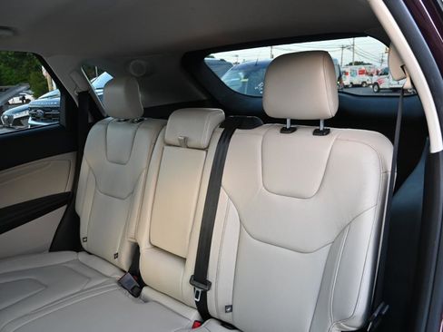 Used 2020 Ford Edge Titanium AWD/4WD image 26