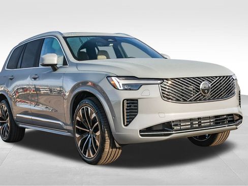 New 2026 Volvo XC90 T8 Plus w/ Protection Package image 3