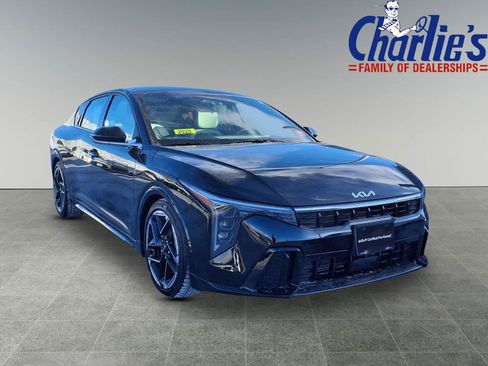 Used 2025 Kia K4 GT-Line w/ GT-Line Premium Package image 3