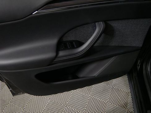 Used 2024 Tesla Model X AWD/4WD image 13