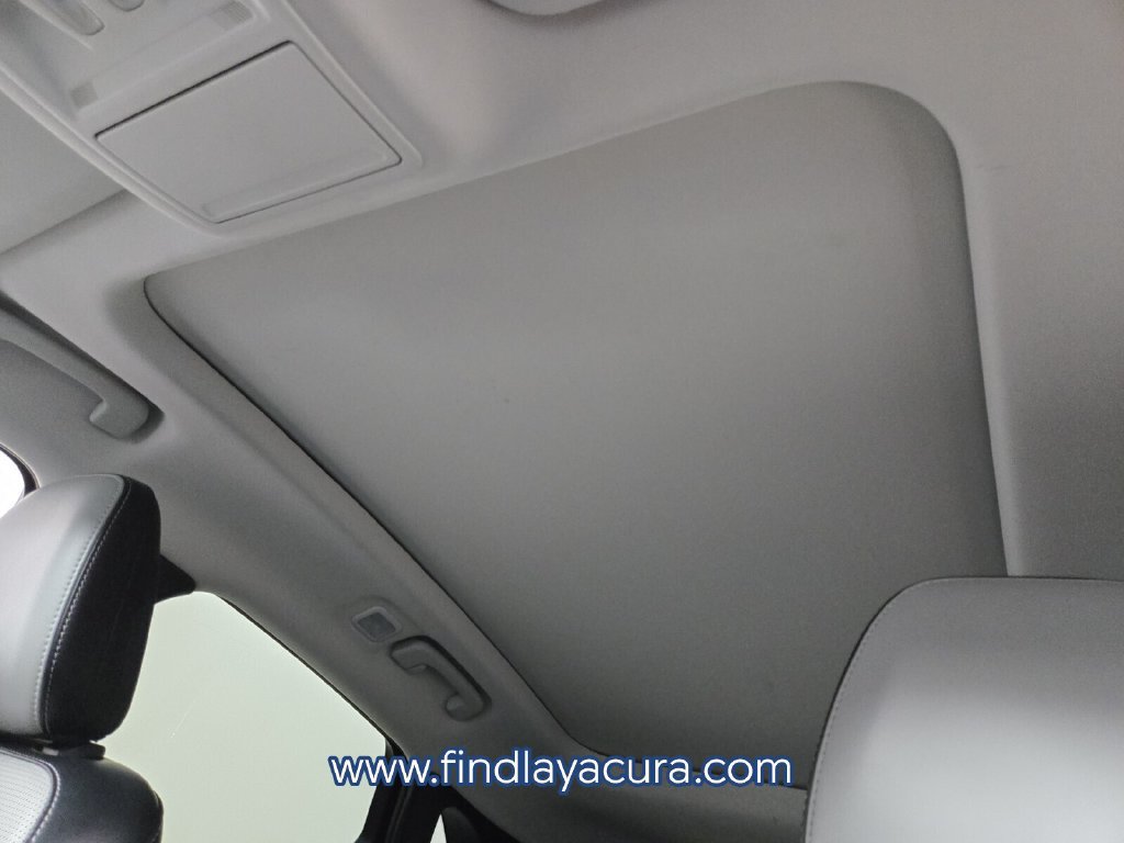 Used 2025 Ford Escape Platinum AWD/4WD image 13