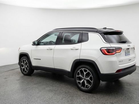 Used 2025 Jeep Compass Limited AWD/4WD image 5