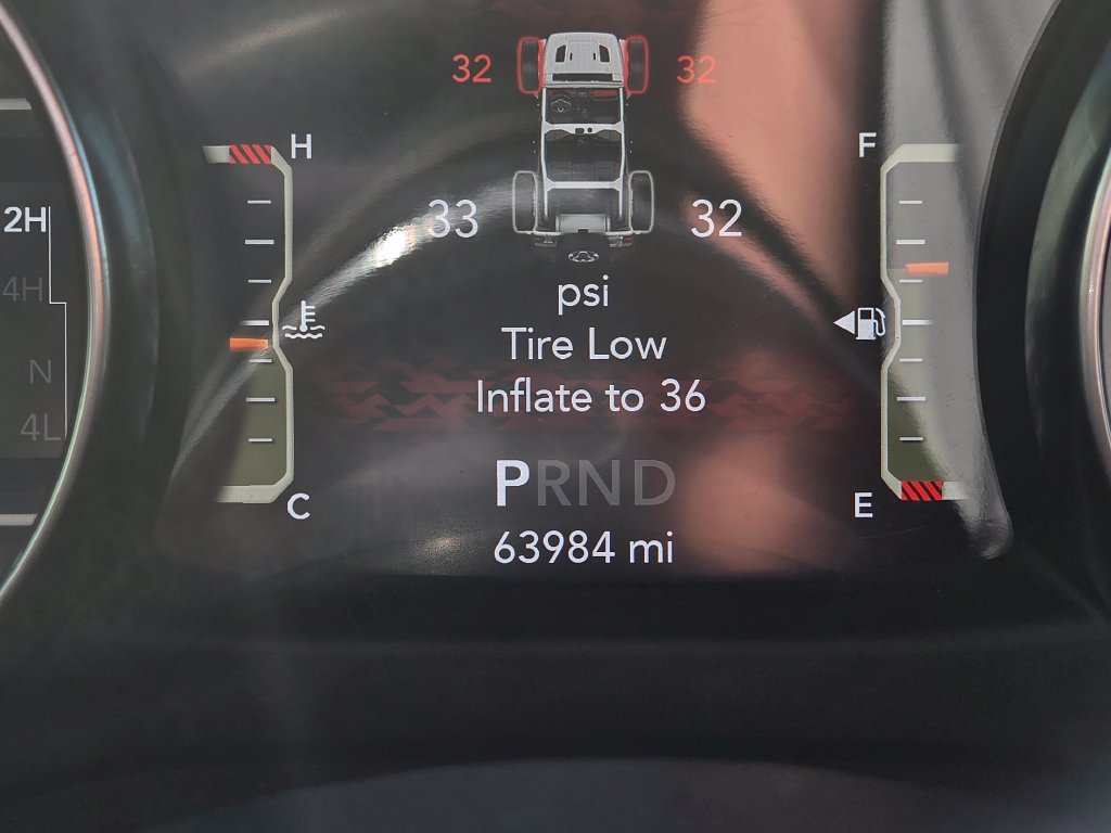 Used 2021 Jeep Wrangler Unlimited Sahara AWD/4WD image 27