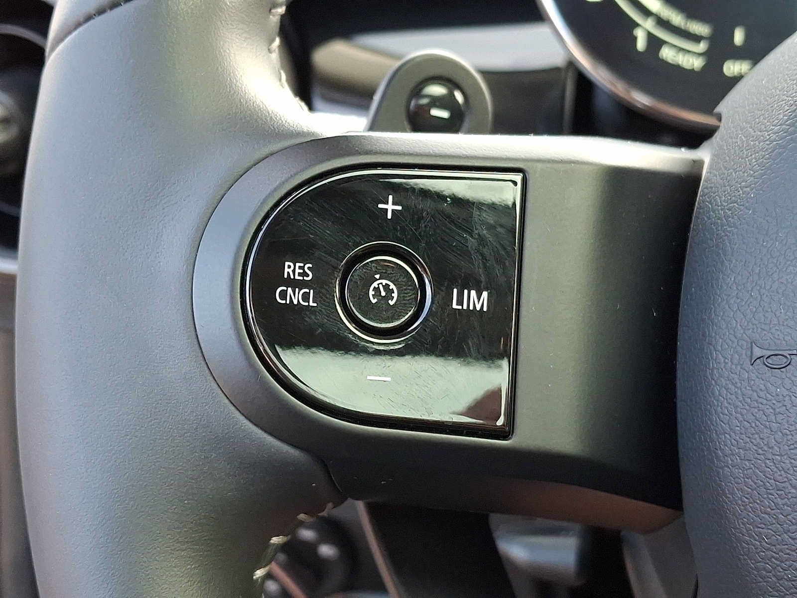 Used 2024 MINI Cooper S FWD image 18