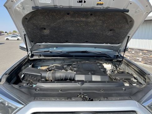 Used 2024 Toyota 4Runner TRD Off-Road Premium image 26