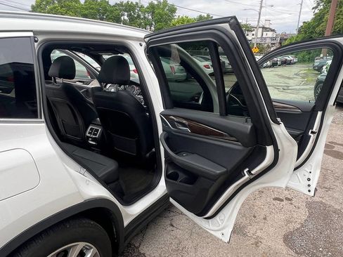 Used 2018 BMW X3 xDrive30i w/ Driving Assistance Package AWD/4WD image 15