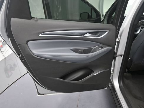 Used 2022 Buick Enclave Premium FWD image 16