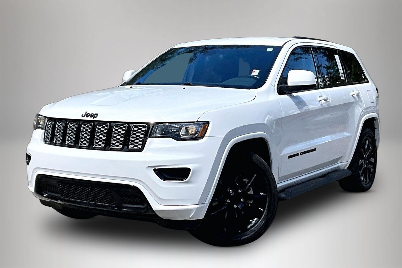 Used 2021 Jeep Grand Cherokee Laredo X RWD image 1