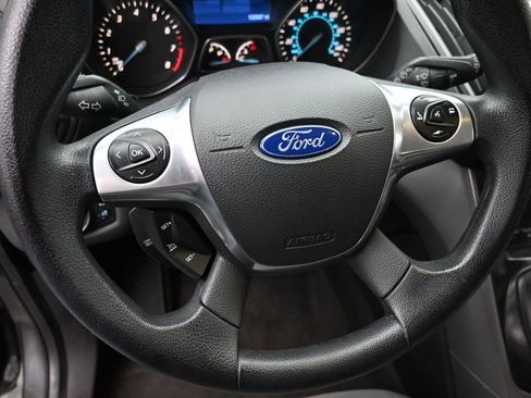 Used 2015 Ford Escape SE image 17