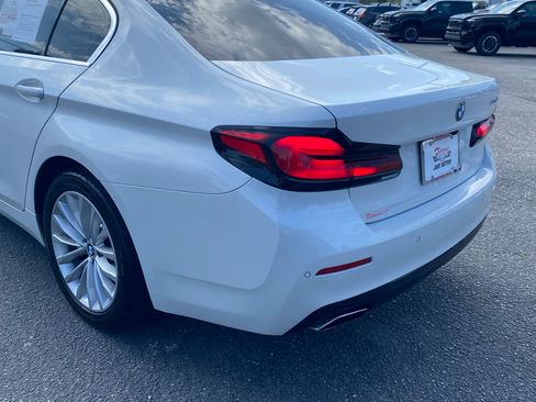 Used 2021 BMW 530i w/ Convenience Package image 8