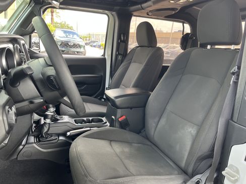 Used 2023 Jeep Wrangler Sport AWD/4WD image 2