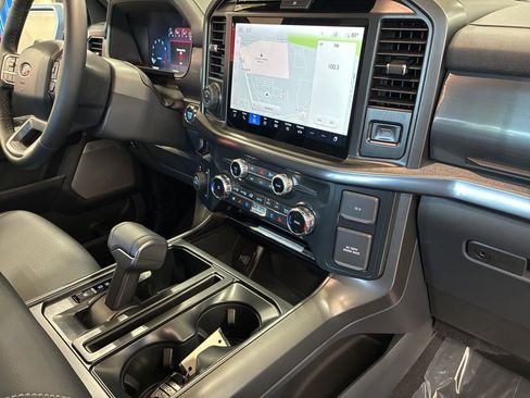 Used 2025 Ford F150 Lariat AWD/4WD image 26