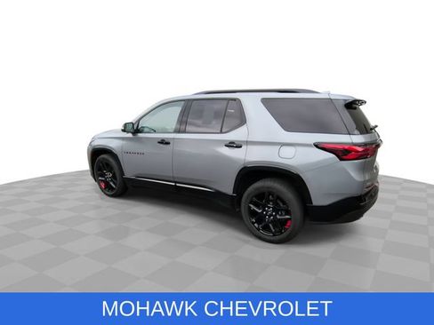 Used 2024 Chevrolet Traverse Premier w/ Redline Edition AWD/4WD image 6