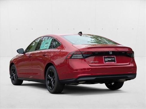 New 2025 Honda Accord SE image 9