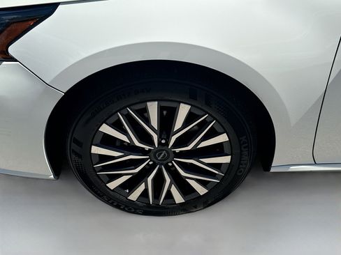 Used 2025 Nissan Altima 2.5 SV image 35