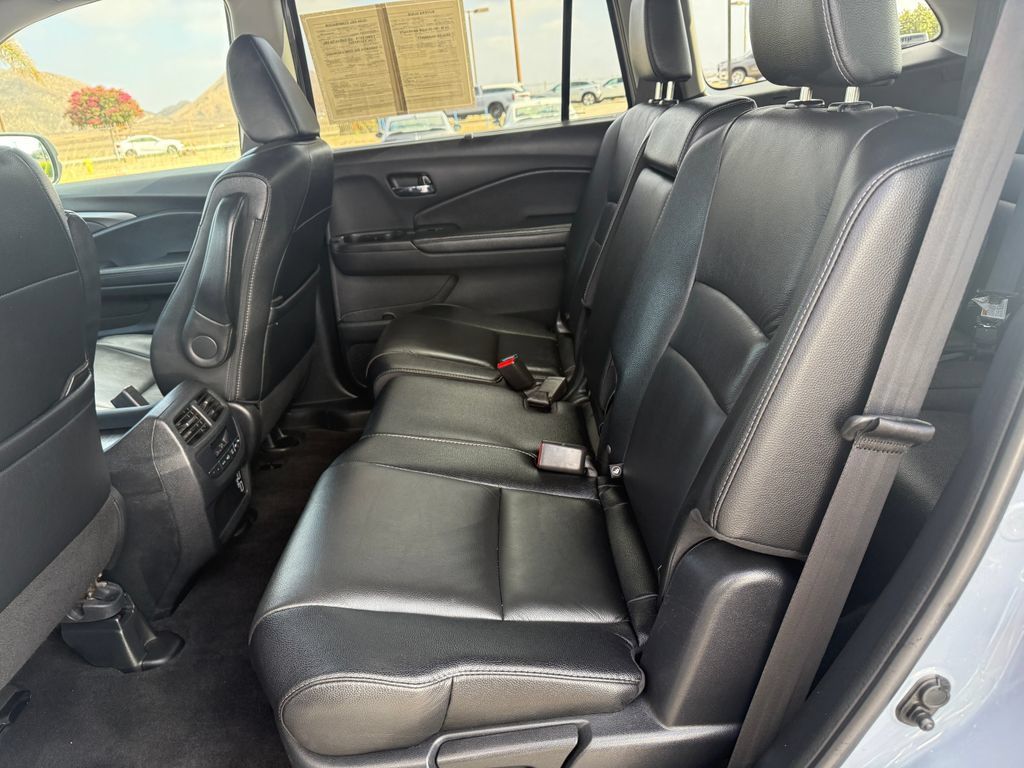 Used 2022 Honda Pilot Special Edition image 12