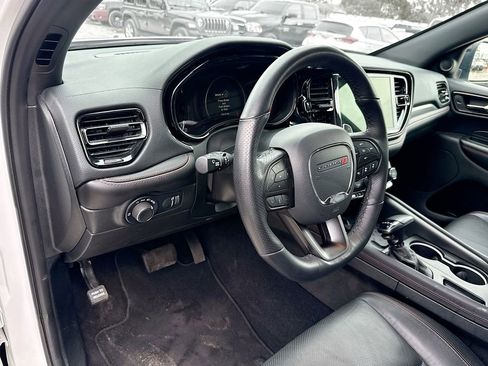 Used 2025 Dodge Durango GT image 10