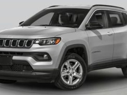 Used 2024 Jeep Compass Latitude w/ Convenience Group AWD/4WD image 1