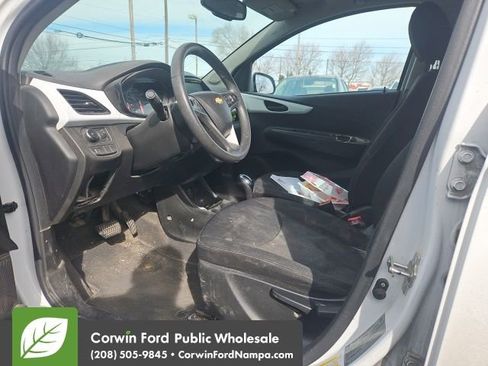 Used 2018 Chevrolet Spark LT image 8