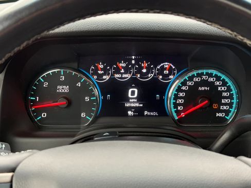 Used 2017 GMC Yukon Denali w/ Open Road Package image 27