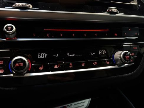 Used 2019 BMW X4 M40i AWD/4WD image 31