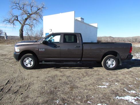 Used 2018 RAM 3500 Tradesman w/ Popular Equipment Group image 6