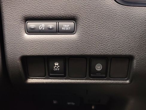 Certified 2024 Nissan Murano SV FWD image 27