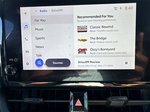 Used 2023 Toyota Corolla SE image 29